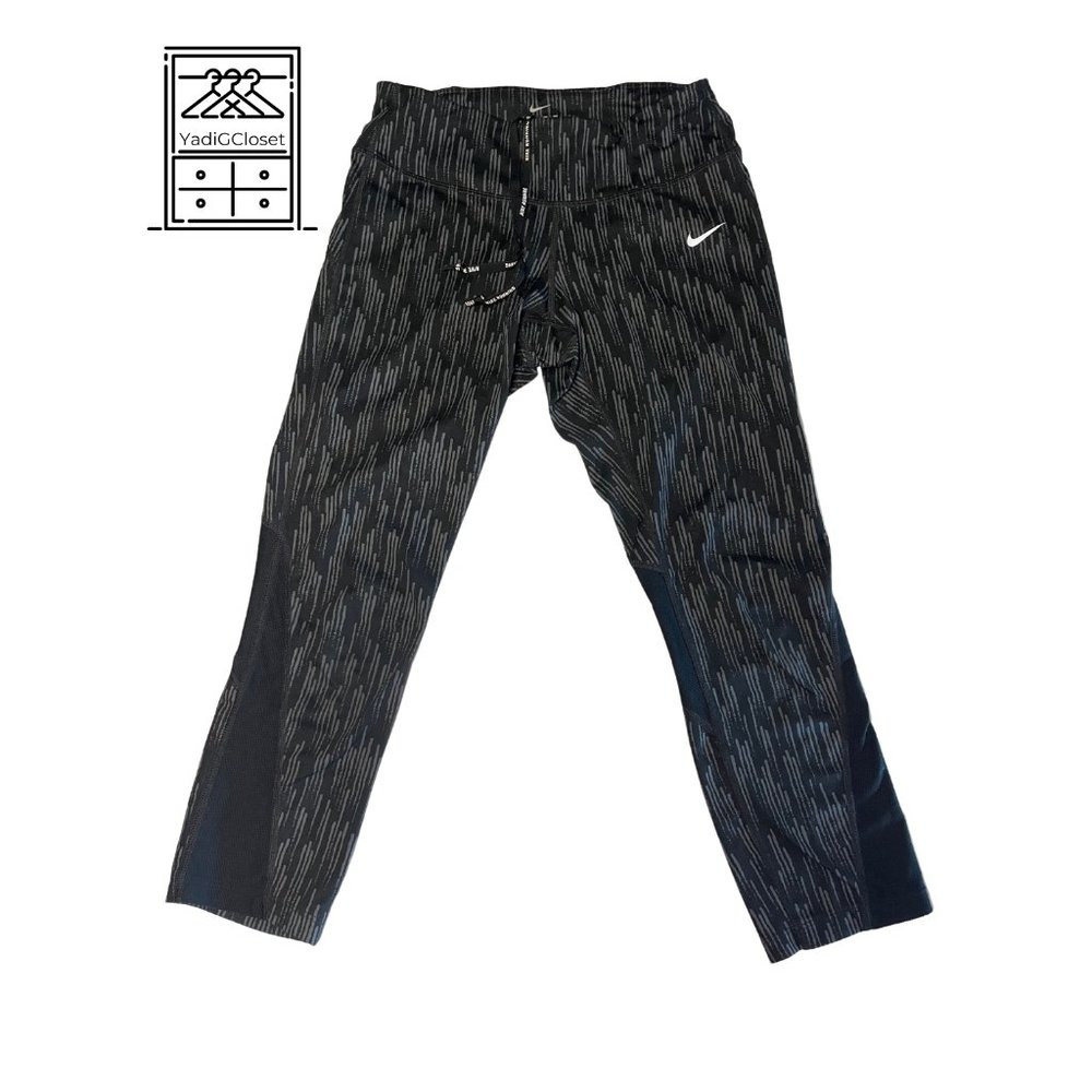Nike Dri-Fit Power Tight Fit Crop Capri Women's Small Zip Pocket On Back Sz: S